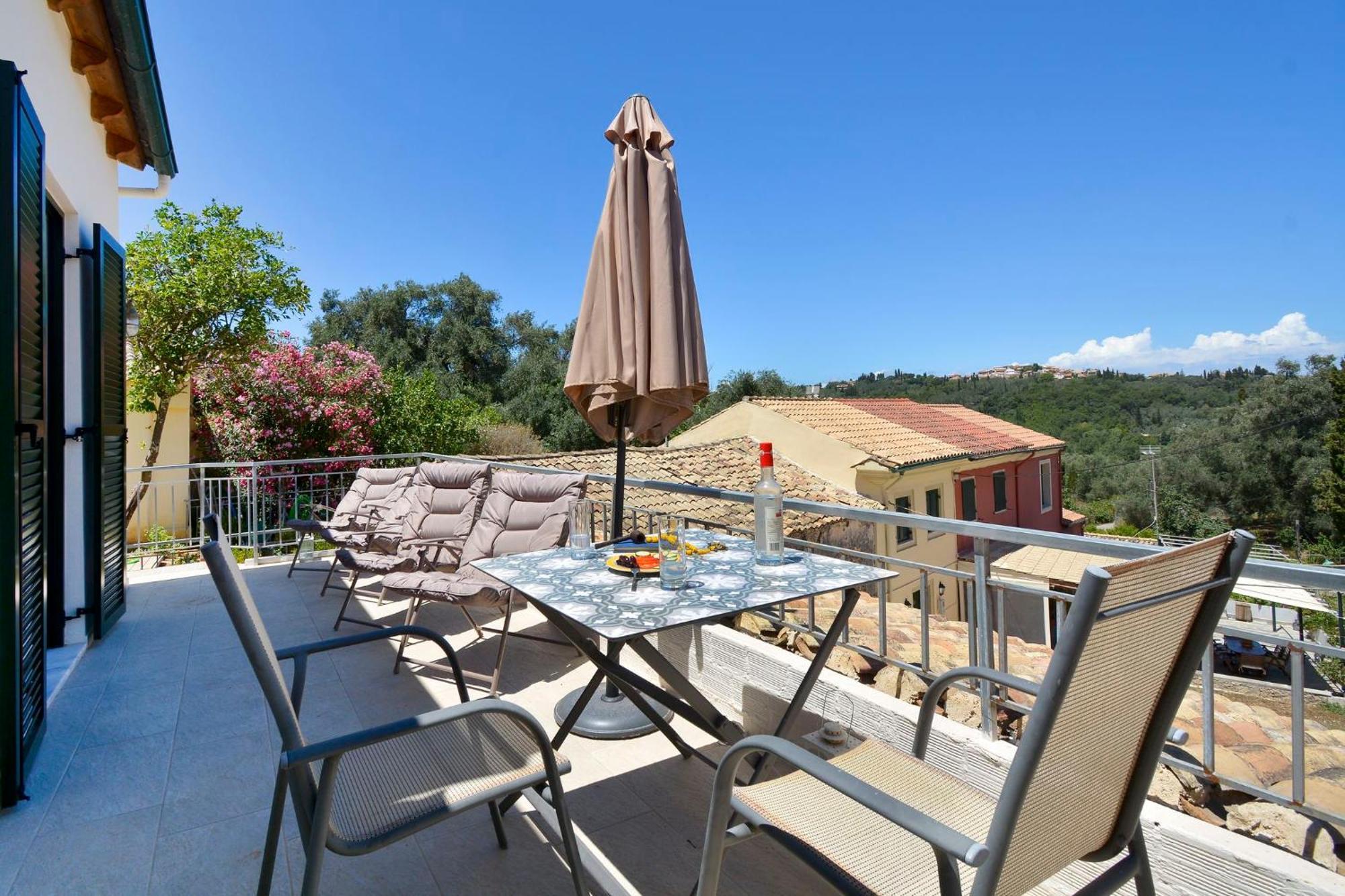 Villa Papaspiros Kouramádes Buitenkant foto